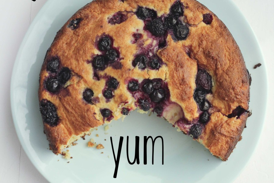 One-Bowl Easy Berry-Ricotta Cake